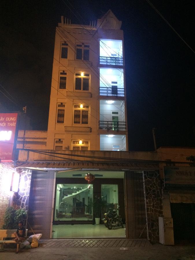 Hotel Y Bon Phan Thiết Esterno foto